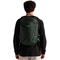 Arc'teryx Mantis 26 Backpack - Dark Jade / Mongoose