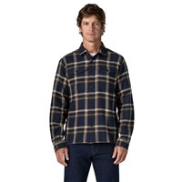 Patagonia Men's Fjord Flannel Shirt - Crossing / New Navy