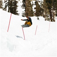 United Shapes Men's Horizon Snowboard