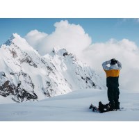 Burton Men's [ak] Swash GORE-TEX Jacket - Gray Cloud / Golden Rod / Deep Emerald